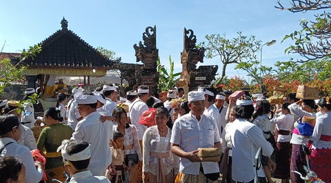 Ribuan Umat Hindu Rayakan Hari Suci Galungan di Bali Tahun Ini